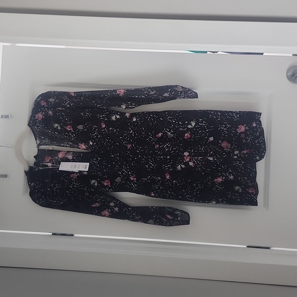 Dress - 4 - Picture 2 of 3